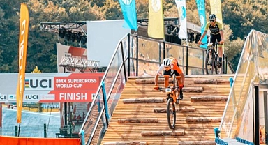 Dünya izledi, şampiyonlar Sakarya’da belli oldu: Bisiklet Vadisi’nde şölen günü