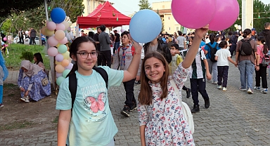 Sakarya’da Ramazan’ın neşesini şehrin dört bir yanına taşıyorlar: Gösteriler, oyunlar, ikramlar…