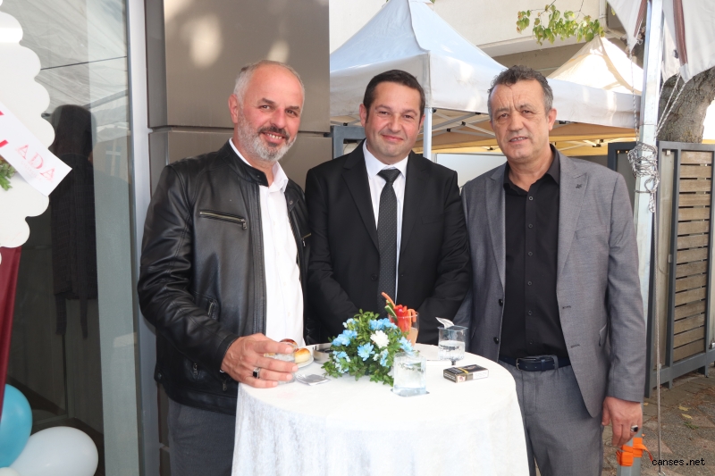 Ünitaş Yapı, kalabalık törenle açıldı