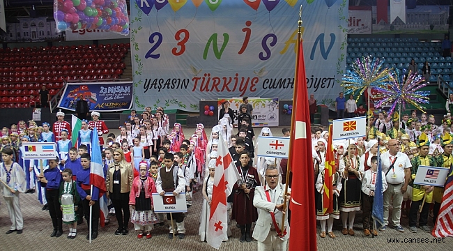 Halk Oyunları Festivali’nden Muhteşem Gala Gecesi