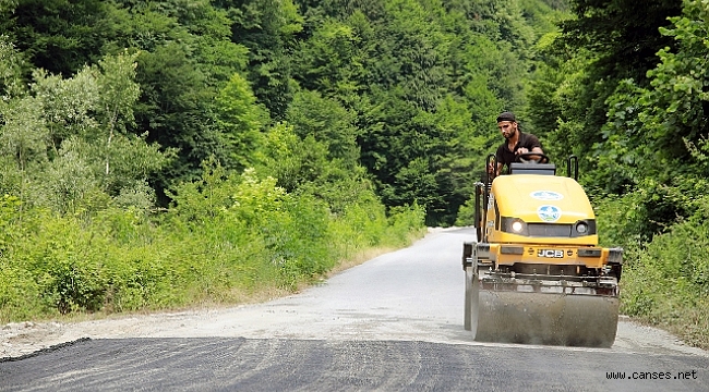 7 ilçede 15 bin 300 ton sıcak asfalt