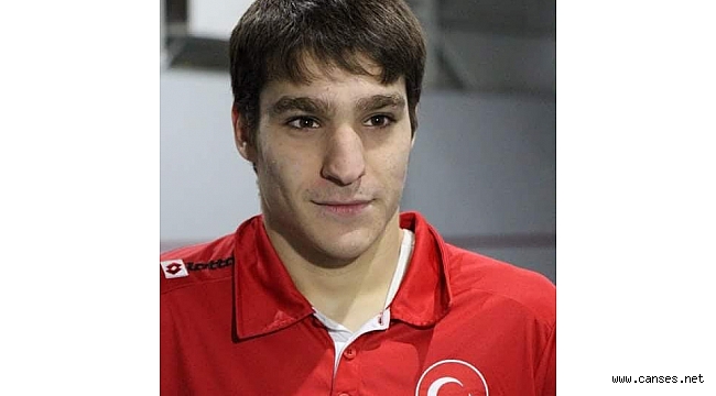 Ahmet Mintaz Fransa yolcusu..