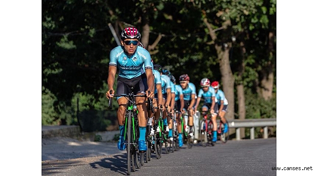 Büyükşehirli Bisikletçiler Milli formayla pedal çevirecek