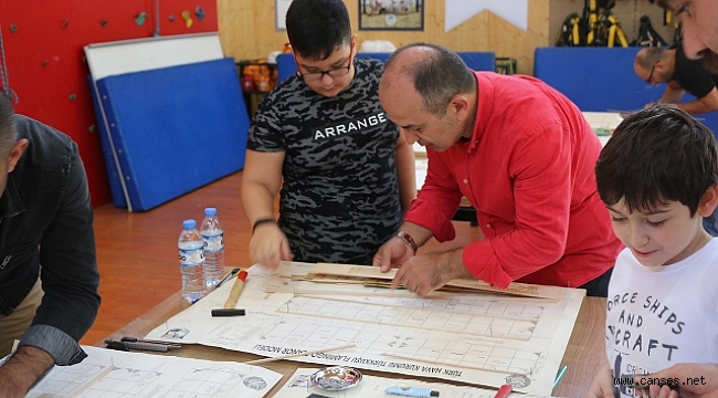 Maceracılar uçak atölyesinde buluştu