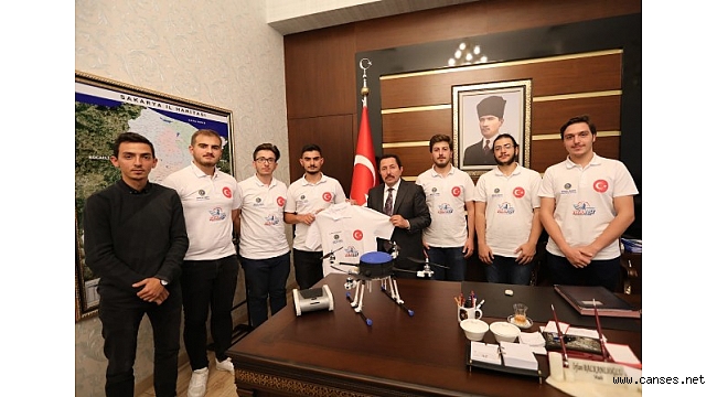 TEKNOFEST’te Dereceye Giren BİRARK Ekibinden Vali Balkanlıoğlu’na Ziyaret