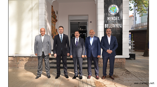Vali Balkanlıoğlu Hendek’te