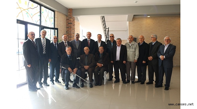 Emekli öğretmenler unutulmadı