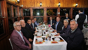 Meclis, bütçe yemeğinde buluştu