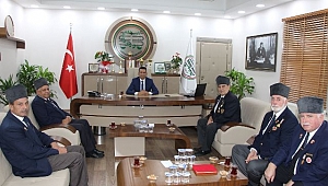 Muharip Gaziler Derneği Abdurrahim BURAK’a hayırlı olsun ziyareti gerçekleştirdi.