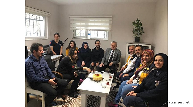 112 istasyonunda pastalı kutlama