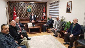 CHP Arifiye'den ilçe kaymakamlığına ziyaret