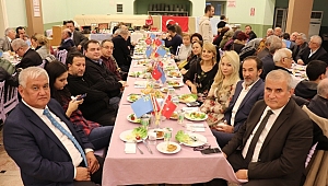 Gecede bir araya gelen Kırımlılar unutamayacakları bir gün yaşadı