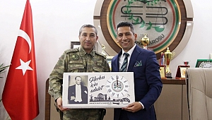 Komutanlardan Başkan Burak'a ziyaret