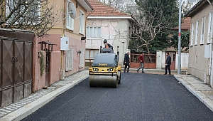 Kurtuluş Mahallesi’nde asfalt mesaisi