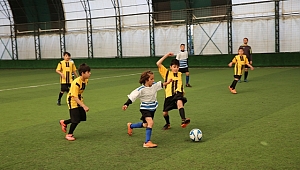  Mahalleler Arası Miniklerde Heyecan Başladı