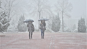 Mevsimin İlk Karı Düştü