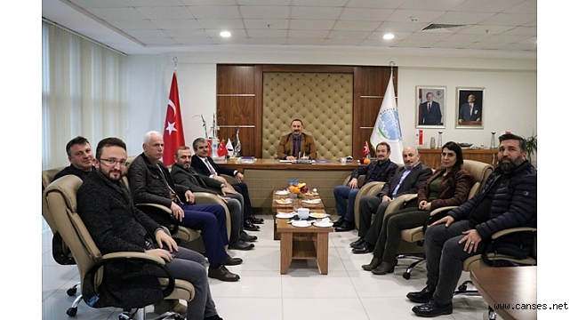 Özüm, müteahhitler ile buluştu