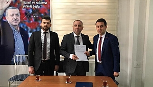 SİYASET GENÇLEŞİYOR