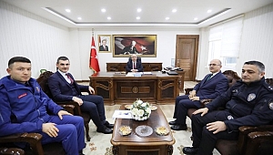 VALİ NAYİR KARAPÜRÇEK VE AKYAZI İLÇELERİNDE TEMASLARDA BULUNDU