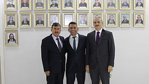 Vali Yardımcılarından Burak'a hayırlı olsun ziyareti