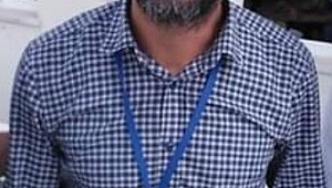 42 yaşında amansız hastalığa yenik düştü 