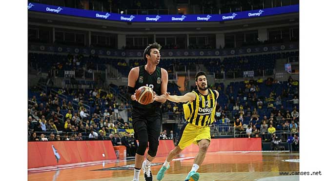 Büyükşehir Fenerbahçe’ye mağlup oldu