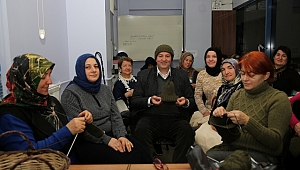 Camili Bilgievi kursiyerlerinden askerlere bere