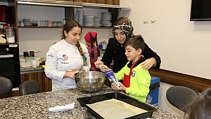 En renkli mutfak etkinliği 