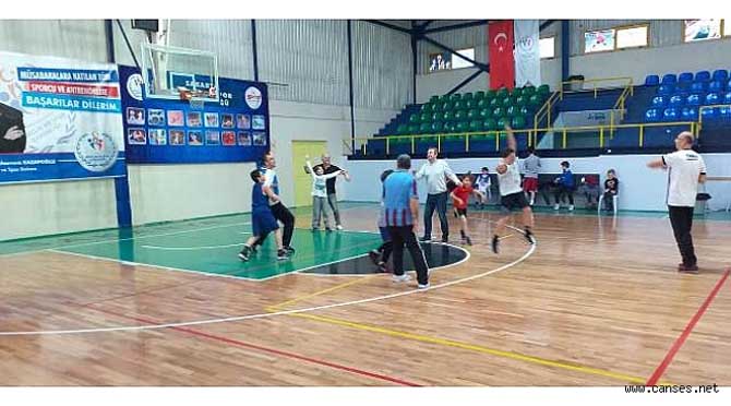 Soğuk Zamanlarda Sıcak Salonlarımızda Spora Projesi Sakarya’da Devam Ediyor