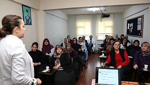 Bilgievi Kursiyerlerine Kanser ve Erken Teşhis Eğitimi