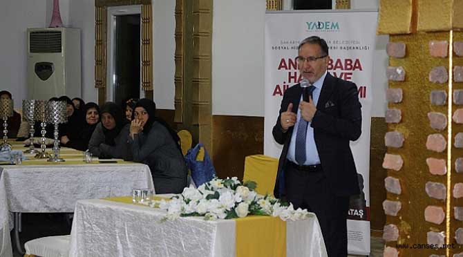 Çocuklarına Şekil Veren Anne Babadır