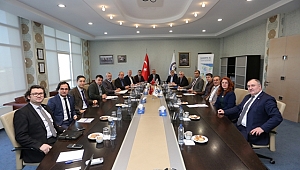 SAKARYA İÇİN MESLEKİ KURULUŞLARIN BAŞKANLARI GÜÇBİRLİĞİ YAPIYOR
