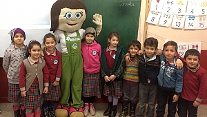 Tomurcukla Çevreye Duyarlı Bireyler Yetişiyor