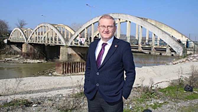 Adapazarı’nı Kalkındırarak Değiştirmeye Geliyoruz