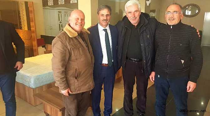 Başkan Alemdar, Esnaf Ziyaretlerinde Vatandaşların Kandilini Kutladı