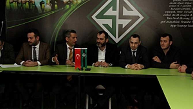 Başkan Burak: Göz Bebeğimiz Sakaryaspor’un Her Zaman Yanındayız