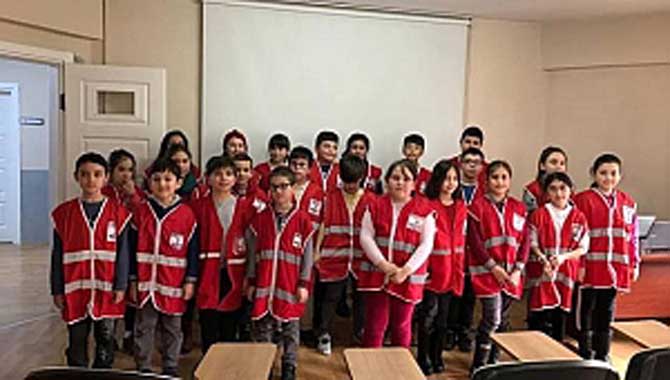 Bilgievi’nde En Genç Kızılay Kulübü Kuruldu