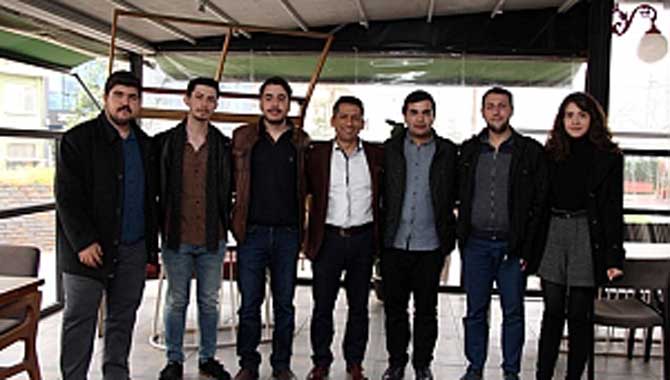 Birlikte Aşamayacağımız Sorun Yok