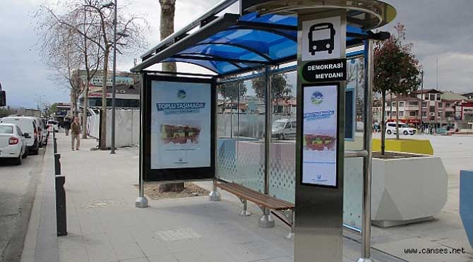 Caddeler 360 modern durakla donatıldı