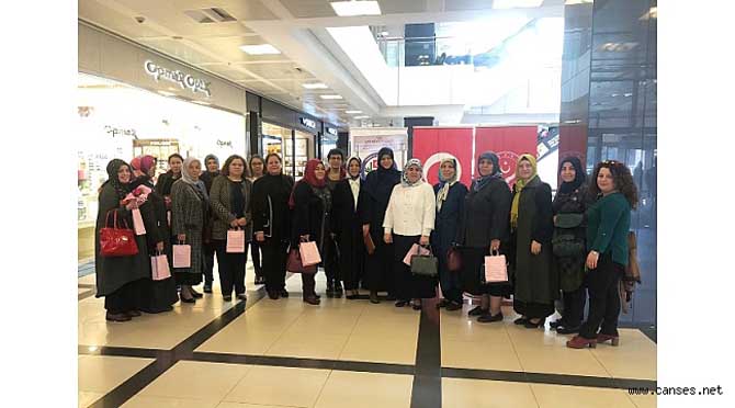 DÜNYA KADINLAR GÜNÜNDE ENGELLİ ANNELERİ İLE BULUŞMA