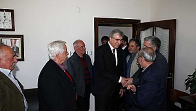 Emeklilerimizin Yanında Olacağız