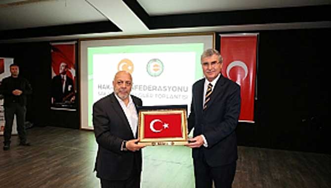 İşçinin Ve Emekçinin Yanındayız