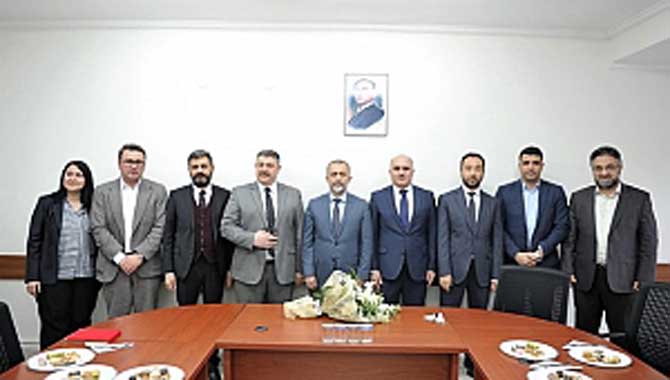 İşletme Enstitüsünde Devir Teslim