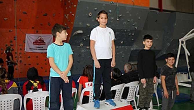 Maceracılar Şampiyonada Madalya Kazandı