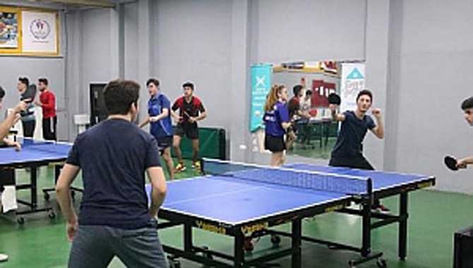 Masa Tenisinde Ödül Sevinci 