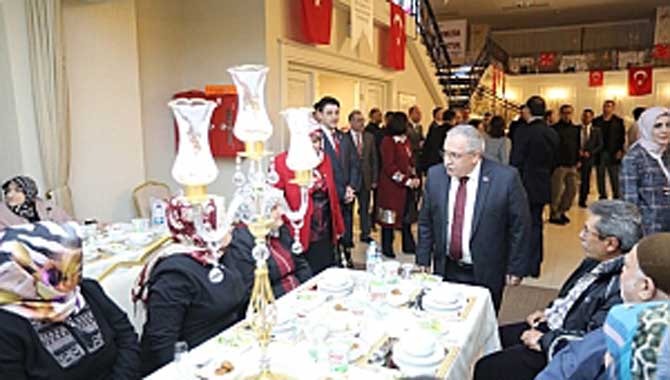 Şehit Aileleri Onuruna Yemek Programı Tertip Edildi