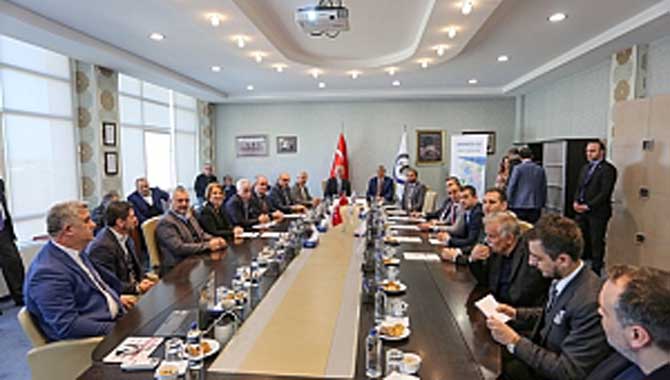 Şehrin Sorunları İle İlgili Rapor Adaylara Sunuldu