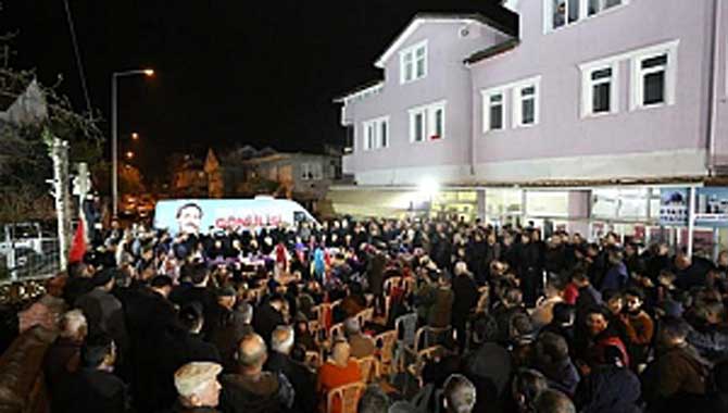 Serdivan’da Her Toplantı Miting Gibi