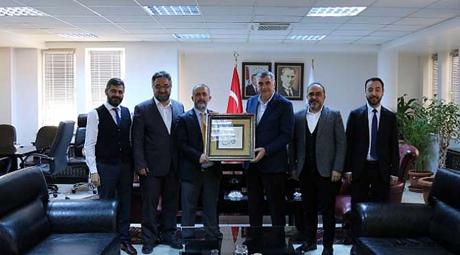 “Üniversitelerimiz örnek çalışmalara imza atacaktır”