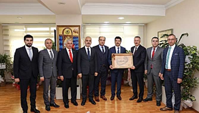 Başkan Işıksu’dan İkinci Üniversiteye Destek